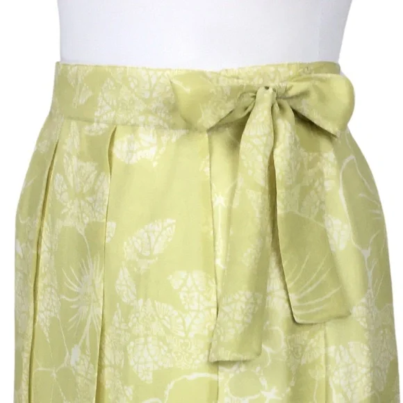 TOMMY BAHAMA Vintage Silk Pleated Floral Tropical Hawaiian Wrap Mini Skirt 4 - Picture 5 of 15